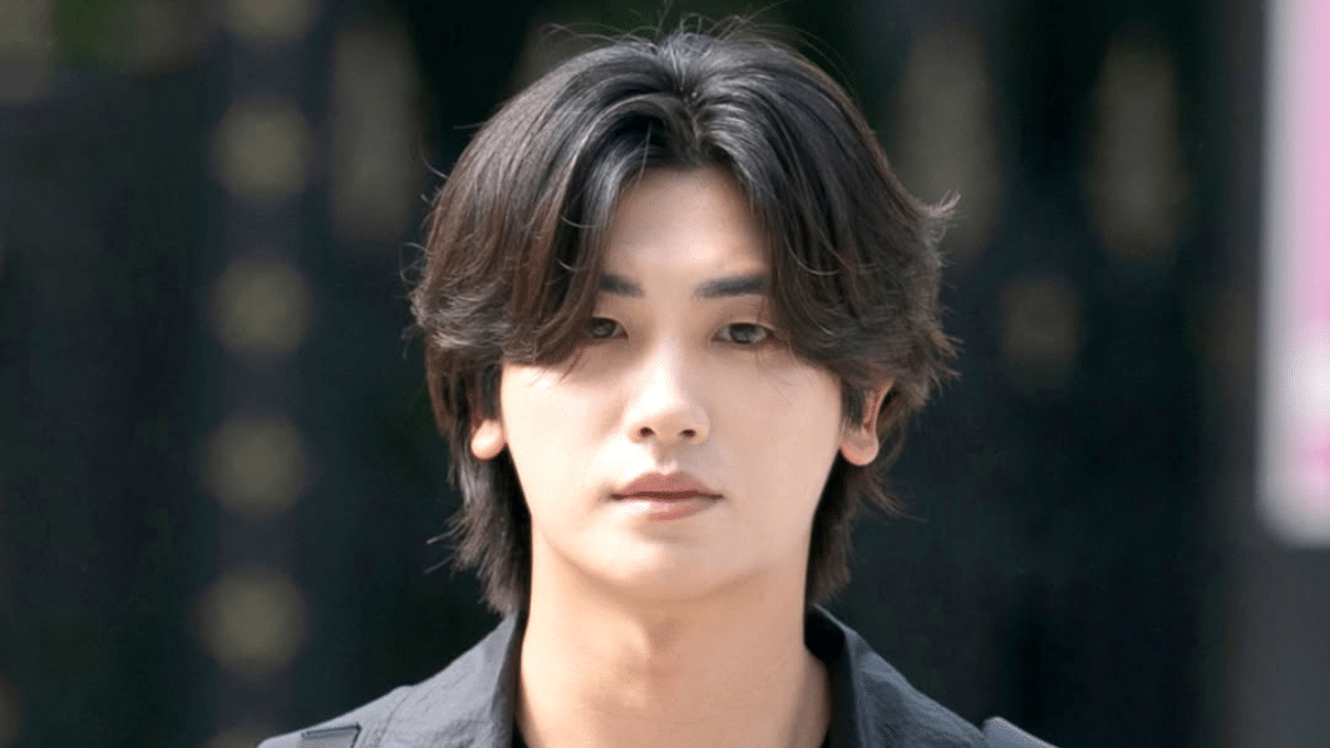 Buried Hearts episode 1 will air on February and fans are excited to see Park Hyung Sik's new look