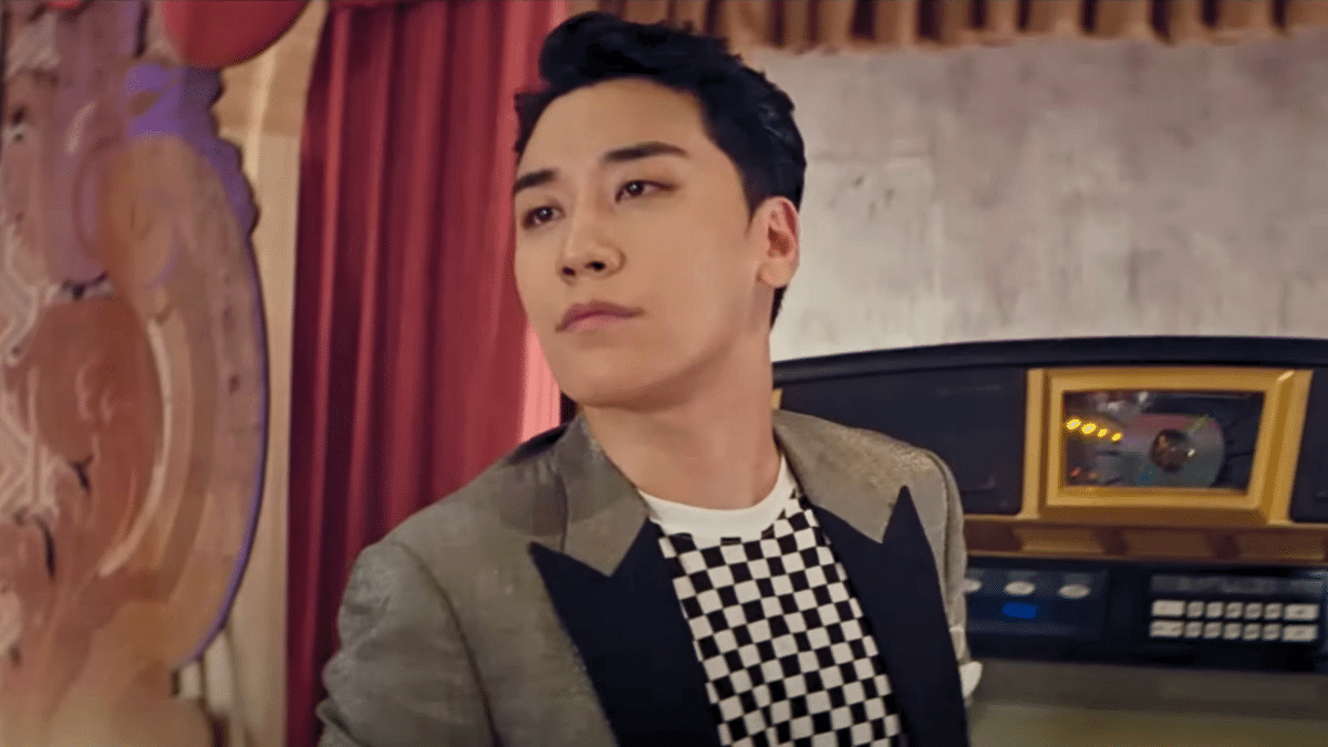 Seungri left BigBang in 2019 and officially retired from entertainment industry